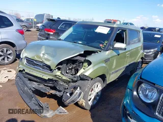2012 Kia Soul + with VIN KNDJT2A65C7403543, listed as a IAAI auction lot 41633273 with 128,988 mi miles. Bid and sale history available at carsss.com. Image 17.