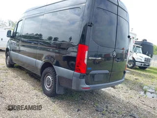 2019 Mercedes-Benz Sprinter Passenger with VIN WDZPF0CD5KP160624, listed as a IAAI auction lot 41938034 with 96,246 mi miles. Bid and sale history available at carsss.com. Image 3.
