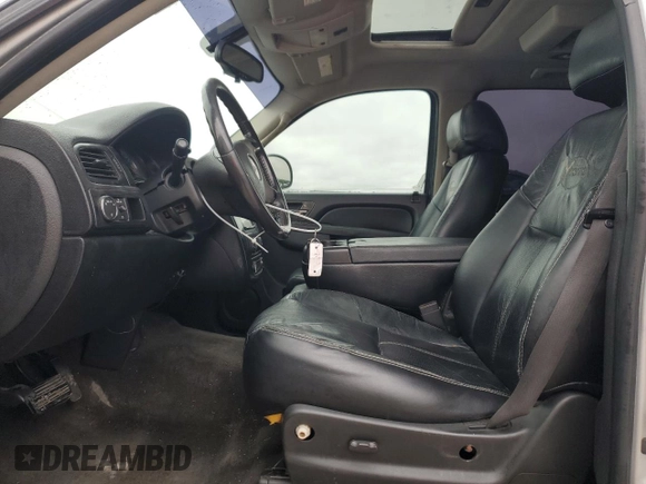 2011 GMC Yukon SLE with VIN 1GKS1AE06BR111692, listed as a Copart auction lot 88252545 with 187,740 mi miles and Salvage Title. Bid and sale history available at carsss.com. Image 7.