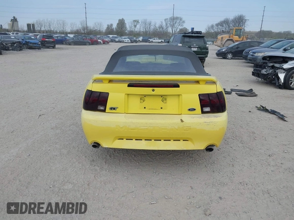2001 Ford Mustang GT Deluxe с VIN 1FAFP45X61F123907, выставлен на аукционе IAAI как лот 42067359 с пробегом Не указан миль и . История ставок и продаж доступна на DreamBid. Изображение 17.