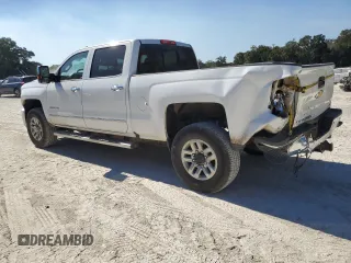 2016 Chevrolet Silverado 3500HD LTZ with VIN 1GC4K0C82GF201435, listed as a Copart auction lot 81556884 with 236,039 mi miles and Salvage Title. Bid and sale history available at carsss.com. Image 2.