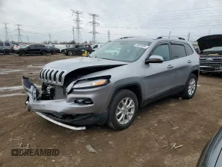 2017 Jeep Cherokee Latitude with VIN 1C4PJMCS8HW576654, listed as a Copart auction lot 50926095 with 47,656 mi miles and Salvage Title. Bid and sale history available at DreamBid. Image 1.