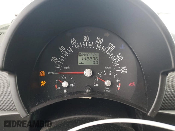 2003 Volkswagen Beetle GLS z VIN 3VWCD21CX3M444653, wystawiony jako Copart lot #49804375 z przebiegiem 142 276 mil mil oraz Szkoda całkowita • Salvage title. Historia ofert i sprzedaży dostępna na DreamBid. Obrazek 9.