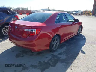 2012 Toyota Camry SE with VIN 4T1BK1FK5CU521306, listed as a IAAI auction lot 41820580 with 167,355 mi miles. Bid and sale history available at carsss.com. Image 4.