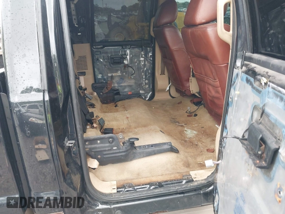 2011 Ford F-250 XL with VIN 1FT7W2BT7BEA07212, listed as a IAAI auction lot 42173034 with 267,708 mi miles and . Bid and sale history available at DreamBid. Image 8.