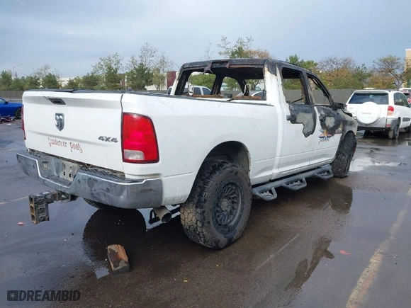2018 Ram 2500 Tradesman with VIN 3C6UR5CL5JG310000, listed as a IAAI auction lot 41704291 with 1 mi miles. Bid and sale history available at carsss.com. Image 4.