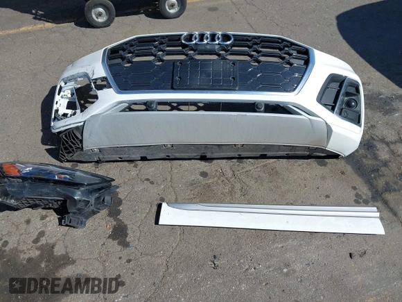 2022 Audi Q5 S line Premium Plus with VIN WA1EAAFY0N2112616, listed as a IAAI auction lot 42011925 with 67,076 mi miles and . Bid and sale history available at DreamBid. Image 12.