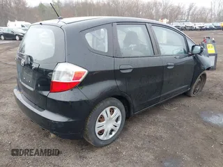 2009 Honda Fit with VIN JHMGE88209S014274, listed as a IAAI auction lot 41826892 with 135,370 mi miles. Bid and sale history available at carsss.com. Image 4.