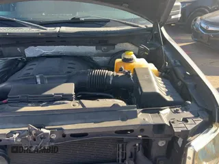 2013 Ford F-150 XL z VIN 1FTFW1CT8DKG05656, wystawiony jako Copart lot #85652155 z przebiegiem 137 827 mil mil oraz Czysty tytuł • Clean title. Historia ofert i sprzedaży dostępna na DreamBid. Obrazek 11.