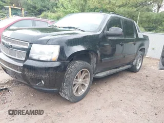 2007 Chevrolet Avalanche 2LT with VIN 3GNEC12J27G196433, listed as a IAAI auction lot 42361795 with 186,808 mi miles and . Bid and sale history available at DreamBid. Image 2.