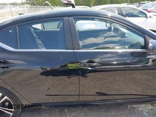 2021 Nissan Sentra SR with VIN 3N1AB8DVXMY238486, listed as a IAAI auction lot 42042979 with 94,550 mi miles and . Bid and sale history available at DreamBid. Image 14.