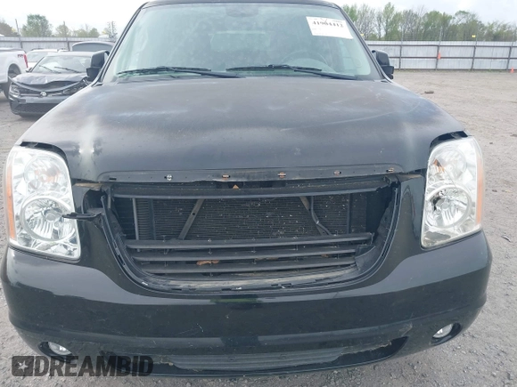 2014 GMC Yukon SLT with VIN 1GKS2CE03ER248683, listed as a IAAI auction lot 41904412 with 147,156 mi miles and . Bid and sale history available at DreamBid. Image 6.