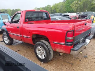 1997 Dodge 1500 with VIN 1B7HF16Y9VJ535351, listed as a IAAI auction lot 42000058 with 184,139 mi miles and . Bid and sale history available at DreamBid. Image 3.