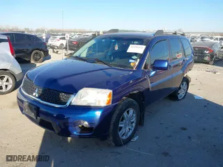 2010 Mitsubishi Endeavor LS with VIN 4A4JN2AS9AE002389, listed as a IAAI auction lot 41390321 with 103,060 mi miles. Bid and sale history available at carsss.com. Image 17.