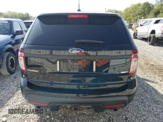 2015 Ford Utility Police Interceptor with VIN 1FM5K8ARXFGC68609, listed as a Copart auction lot 70472644 with 128,891 mi miles and Salvage Title. Bid and sale history available at carsss.com. Image 6.
