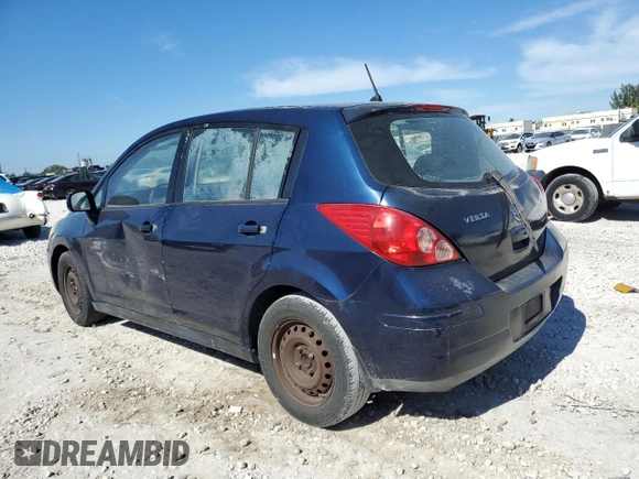 2007 Nissan Versa 1.8 S with VIN 3N1BC13E47L364788, listed as a Copart auction lot 43034595 with 206,488 mi miles and Salvage Title. Bid and sale history available at carsss.com. Image 2.