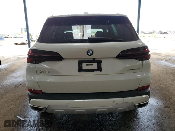 2025 BMW X5 xDrive40i z VIN 5UX23EU03S9Z14103, wystawiony jako Copart lot #56754705 z przebiegiem 2 983 mil mil oraz Czysty tytuł • Clean title. Historia ofert i sprzedaży dostępna na DreamBid. Obrazek 6.