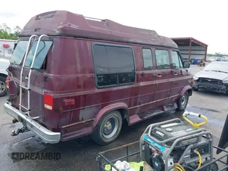 1994 Chevrolet Chevy Van z VIN 1GBEG25K4RF177057, wystawiony jako IAAI lot #42090808 z przebiegiem 123 654 mil mil oraz . Historia ofert i sprzedaży dostępna na DreamBid. Obrazek 4.