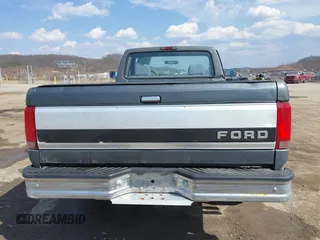 1995 Ford F-250 with VIN 2FTHF25H8SCA12128, listed as a IAAI auction lot 41806359 with 90,950 mi miles. Bid and sale history available at carsss.com. Image 16.