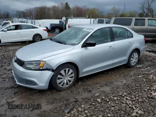 2012 Volkswagen Jetta Sedan S w/Sunroof with VIN 3VW2K7AJ8CM347657, listed as a Copart auction lot 49999095 with 132,345 mi miles and Salvage Title. Bid and sale history available at carsss.com. Image 1.