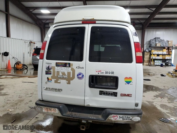 2005 GMC Savana Cargo Van YF7 Upfitter with VIN 1GDFG15T351212872, listed as a Copart auction lot 43239545 with 163,499 mi miles and Salvage Title. Bid and sale history available at carsss.com. Image 6.