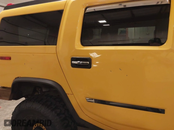 2006 Hummer H2 with VIN 5GRGN23U86H110989, listed as a IAAI auction lot 41409816 with 192,988 mi miles. Bid and sale history available at carsss.com. Image 17.