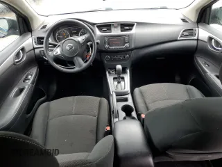 2018 Nissan Sentra S z VIN 3N1AB7AP4JY330897, wystawiony jako Copart lot #57653335 z przebiegiem 69 143 mil mil oraz Szkoda całkowita • Salvage title. Historia ofert i sprzedaży dostępna na DreamBid. Obrazek 8.
