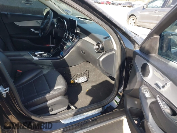 2015 Mercedes-Benz C-Class C 300 with VIN 55SWF4JB3FU059245, listed as a IAAI auction lot 41813533 with 79,341 mi miles. Bid and sale history available at carsss.com. Image 5.