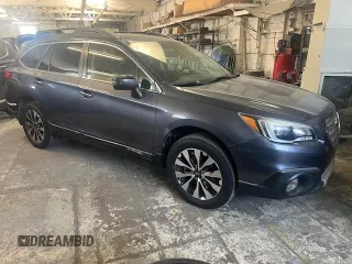 2015 Subaru Outback Limited z VIN 4S4BSAJC8F3336435, wystawiony jako Copart lot #57523885 z przebiegiem 96 025 mil mil oraz Szkoda całkowita • Salvage title. Historia ofert i sprzedaży dostępna na DreamBid. Obrazek 1.