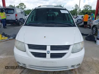 2005 Dodge Caravan SXT с VIN 2D4GP44L85R476597, выставлен на аукционе IAAI как лот 42667976 с пробегом 121 903 миль миль и . История ставок и продаж доступна на DreamBid. Изображение 12.