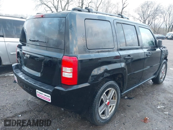 2007 Jeep Patriot Sport with VIN 1J8FF28W67D302353, listed as a IAAI auction lot 41191742 with 181,708 mi miles and . Bid and sale history available at DreamBid. Image 4.