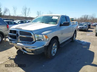 2018 Ram 1500 Big Horn z VIN 1C6RR7GG6JS310482, wystawiony jako IAAI lot #41779744 z przebiegiem 74 548 mil mil oraz . Historia ofert i sprzedaży dostępna na DreamBid. Obrazek 18.