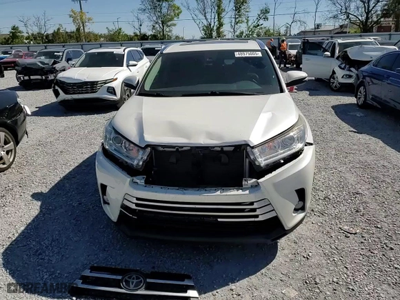 2019 Toyota Highlander SE with VIN 5TDKZRFH4KS305291, listed as a Copart auction lot 48975005 with 53,984 mi miles and Salvage Title. Bid and sale history available at carsss.com. Image 11.