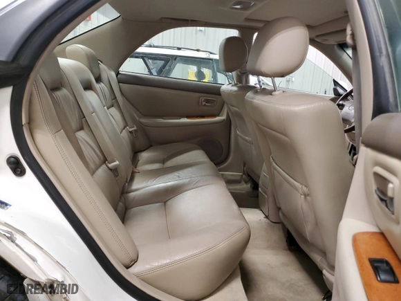 2001 Lexus ES 300 with VIN JT8BF28G710320436, listed as a Copart auction lot 46912265 with 207,842 mi miles and Clean Title. Bid and sale history available at carsss.com. Image 10.