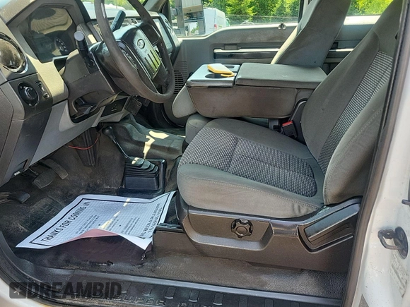 2015 Ford F-250 XL с VIN 1FD7X2B65FEA48284, выставлен на аукционе IAAI как лот 42455845 с пробегом 112 617 миль миль и . История ставок и продаж доступна на DreamBid. Изображение 1.