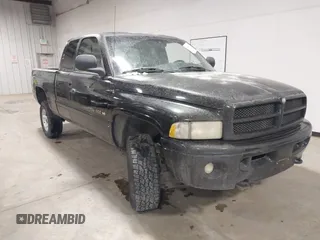 2001 Dodge 1500 with VIN 3B7HF13Y91G757761, listed as a IAAI auction lot 41403151 with 115,882 mi miles and . Bid and sale history available at DreamBid. Image 1.