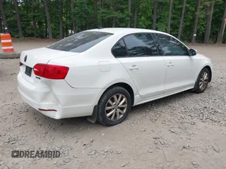 2012 Volkswagen Jetta SE с VIN 3VWDP7AJ0CM373096, выставлен на аукционе IAAI как лот 42426028 с пробегом 176 470 миль миль и . История ставок и продаж доступна на DreamBid. Изображение 4.