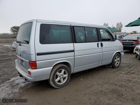 2003 Volkswagen EuroVan MV with VIN WV2MB47053H008384, listed as a Copart auction lot 44735755 with 186,210 mi miles and Clean Title. Bid and sale history available at carsss.com. Image 3.