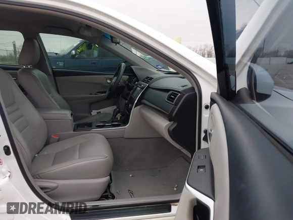 2015 Toyota Camry XLE with VIN 4T4BF1FK0FR515850, listed as a IAAI auction lot 41528908 with 93,091 mi miles. Bid and sale history available at carsss.com. Image 5.