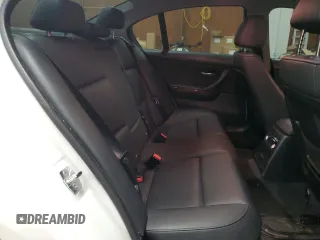 2008 BMW 3 Series 328xi с VIN WBAVC73548KX90400, выставлен на аукционе Copart как лот 60394685 с пробегом 106 040 миль миль и Списание • Salvage title. История ставок и продаж доступна на DreamBid. Изображение 10.