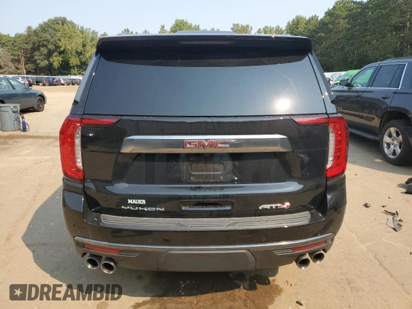 2024 GMC Yukon AT4 with VIN 1GKS2CKL3RR117841, listed as a Copart auction lot 70460294 with 8,821 mi miles and Salvage Title. Bid and sale history available at carsss.com. Image 6.