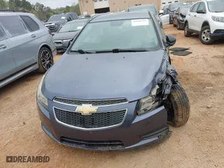 2014 Chevrolet Cruze LS with VIN 1G1PA5SHXE7190912, listed as a IAAI auction lot 41936724 with 100,924 mi miles. Bid and sale history available at carsss.com. Image 12.