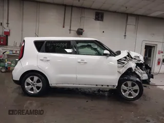 2018 Kia Soul with VIN KNDJN2A22J7609326, listed as a IAAI auction lot 41672554 with 75,667 mi miles and . Bid and sale history available at DreamBid. Image 14.