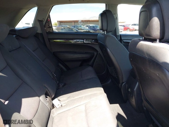 2012 Kia Sorento LX with VIN 5XYKT3A17CG296075, listed as a IAAI auction lot 41751103 with 212,303 mi miles. Bid and sale history available at carsss.com. Image 8.