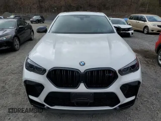 2022 BMW X6 M with VIN 5YMCY0C09N9J70336, listed as a Copart auction lot 52682365 with 0 mi miles and Salvage Title. Bid and sale history available at carsss.com. Image 5.