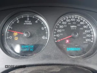 2007 GMC Yukon SLT with VIN 1GKFK13097J316933, listed as a IAAI auction lot 41330144 with 263,177 mi miles. Bid and sale history available at carsss.com. Image 7.