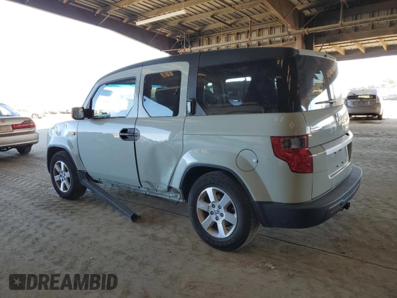 2010 Honda Element EX with VIN 5J6YH1H7XAL006563, listed as a Copart auction lot 48349375 with 128,692 mi miles and Salvage Title. Bid and sale history available at DreamBid. Image 2.