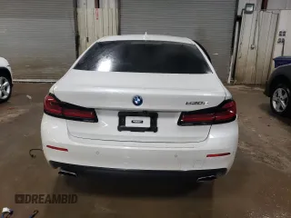 2023 BMW 5 Series 530e z VIN WBA13AG00PCM94423, wystawiony jako Copart lot #41517625 z przebiegiem 16 339 mil mil oraz Szkoda całkowita • Salvage title. Historia ofert i sprzedaży dostępna na DreamBid. Obrazek 6.