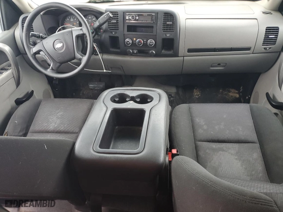 2013 Chevrolet Silverado 1500 Work Truck with VIN 1GCRKPE71DZ343840, listed as a Copart auction lot 87288024 with 235,992 mi miles and Clean Title. Bid and sale history available at carsss.com. Image 8.