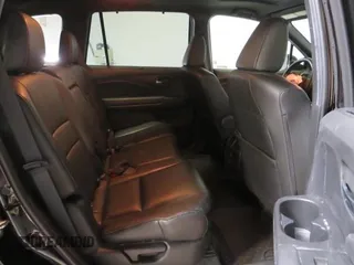2019 Honda Passport EX-L с VIN 5FNYF7H54KB000839, выставлен на аукционе Copart как лот 65446225 с пробегом 86 804 миль миль и Списание • Salvage title. История ставок и продаж доступна на DreamBid. Изображение 6.